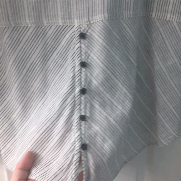 Lucky Brand size XL button down - Picture 4 of 4